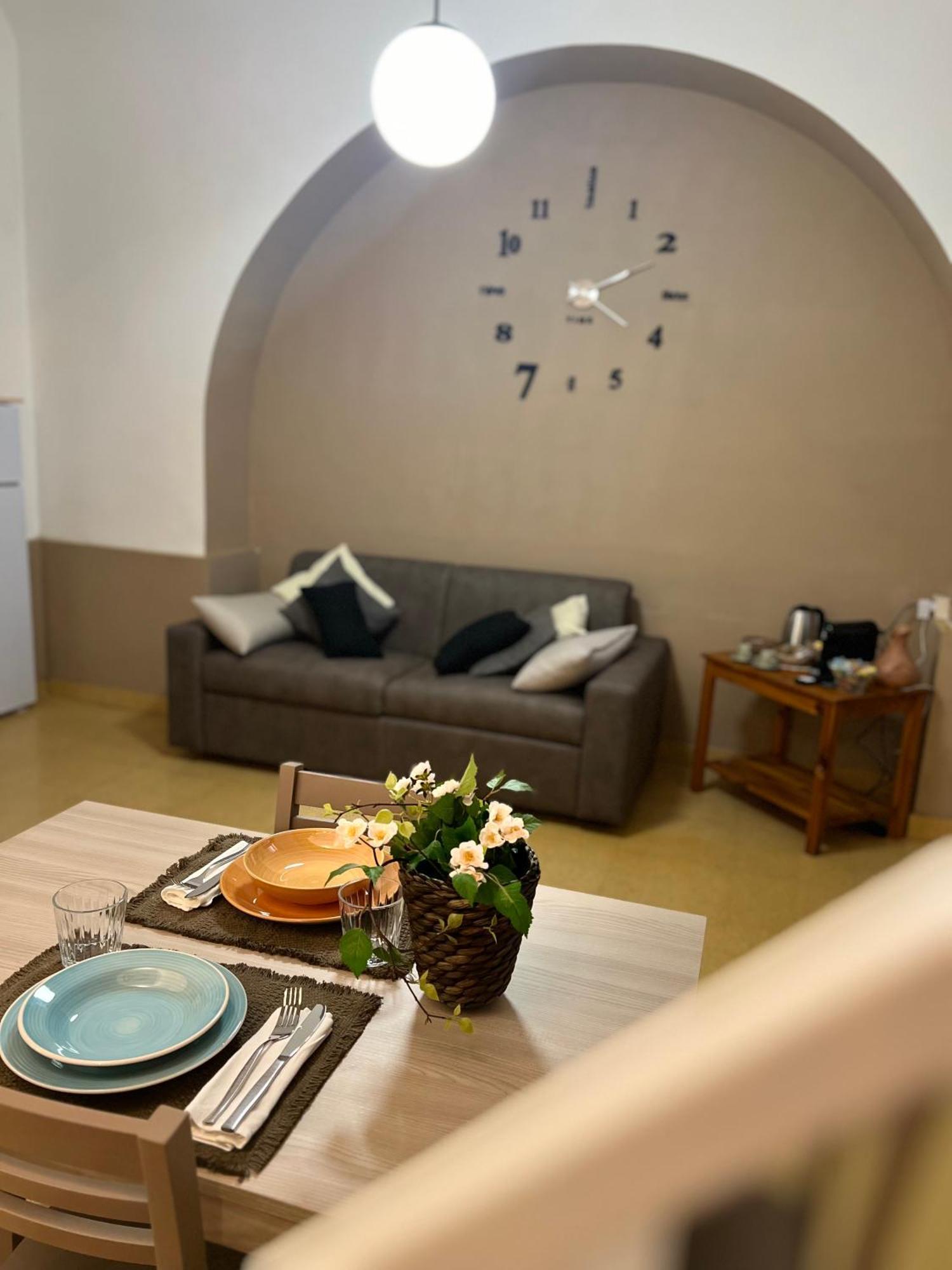 Planny Guest House - Castro Pretorio By Ghor Rome Exterior photo